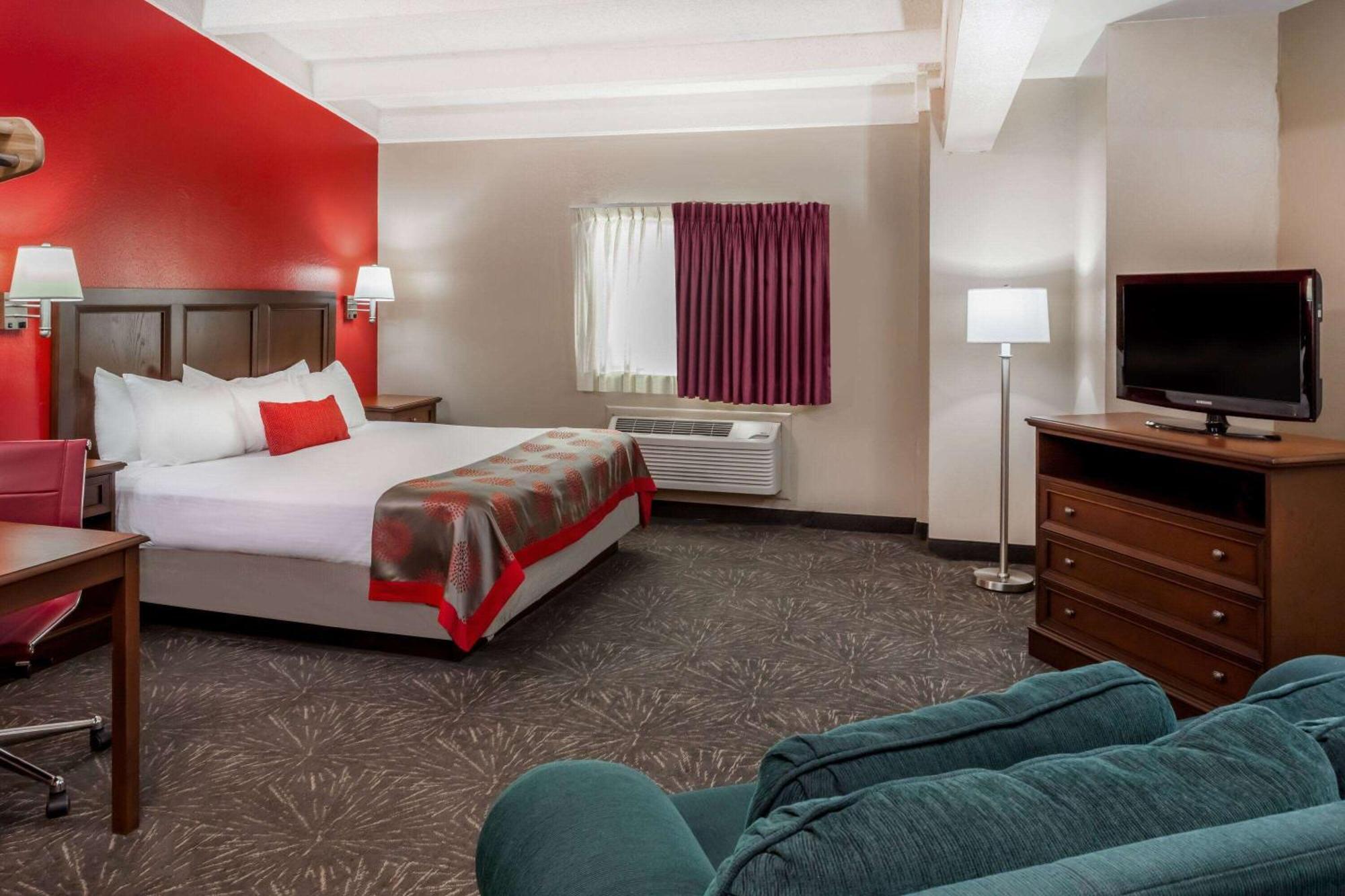 Ramada By Wyndham Hammond Hotel & Conference Center Bagian luar foto